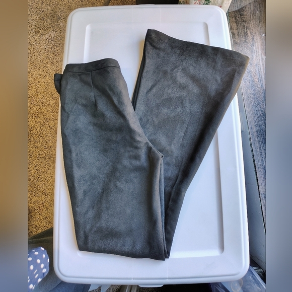 Pretty little Thing faux suede flared lace up pullover Pants black 4 Oversized. - Picture 6 of 17